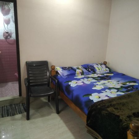 Maniis Homestay Vālpārai Bagian luar foto