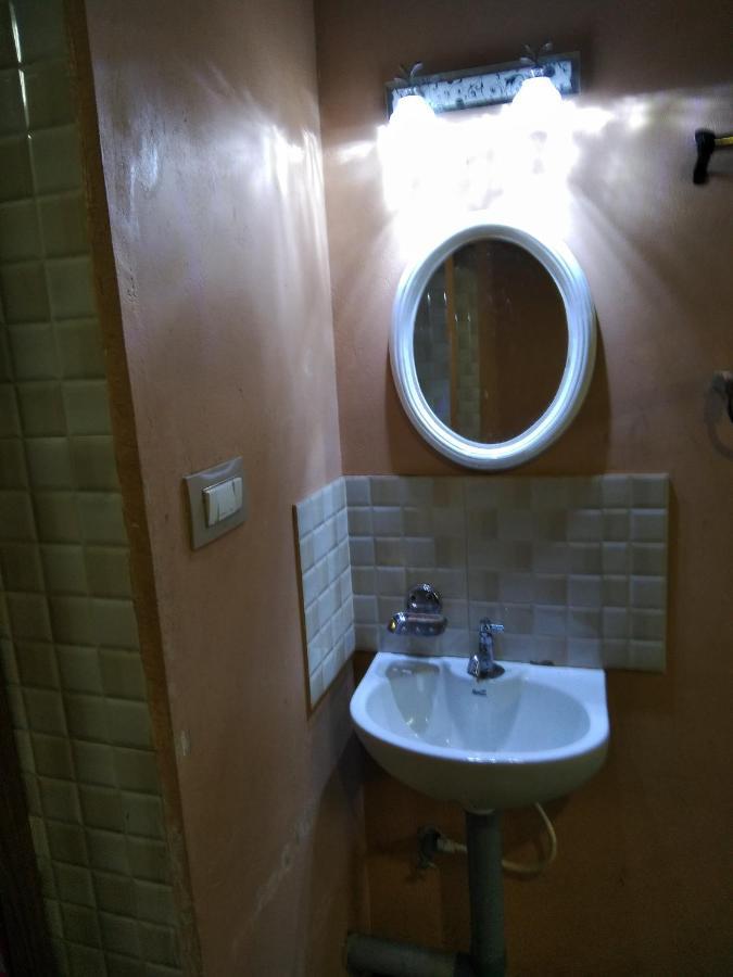Maniis Homestay Vālpārai Bagian luar foto