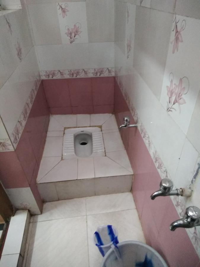 Maniis Homestay Vālpārai Bagian luar foto